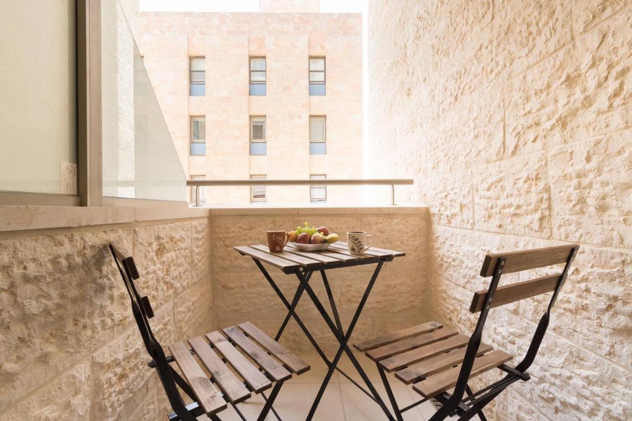 Exclusive Two-Bedroom Apartment With Parking القدس المظهر الخارجي الصورة