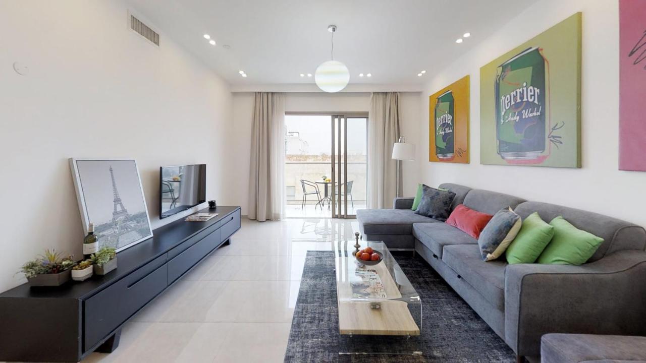Exclusive Two-Bedroom Apartment With Parking القدس المظهر الخارجي الصورة