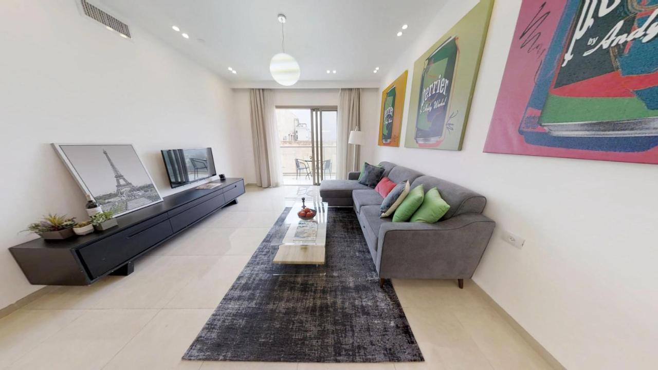 Exclusive Two-Bedroom Apartment With Parking القدس المظهر الخارجي الصورة