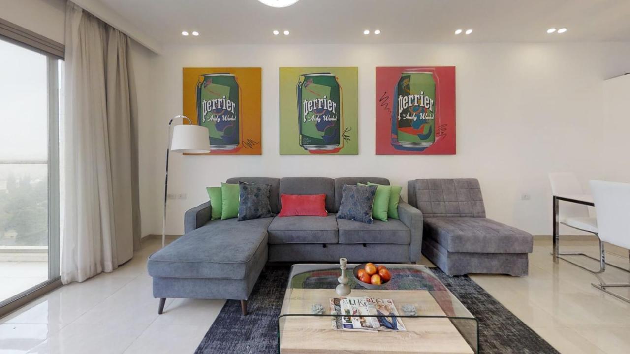 Exclusive Two-Bedroom Apartment With Parking القدس المظهر الخارجي الصورة